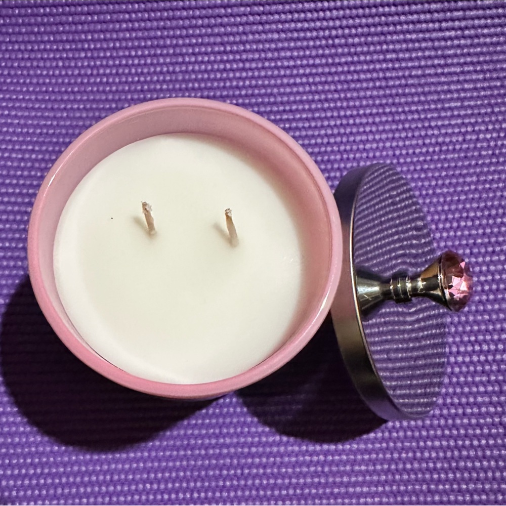 Cherry Blossom Scented 2 Wick 16 Oz candle - Picture 3 of 5